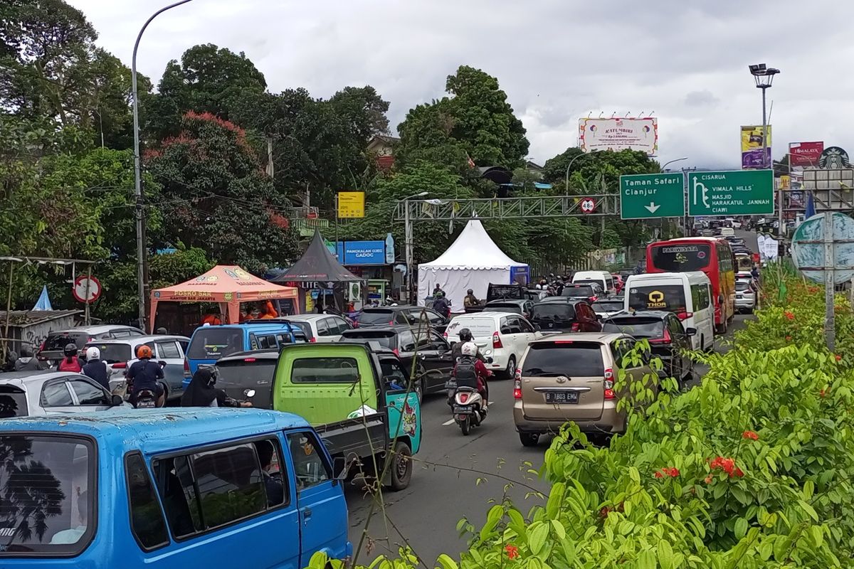 kemacetan, libur Nataru, keselamatan angkutan, Kemacetan, Kemenhub, Persiapan Kemenhub Hadapi Libur Nataru 2025/2026