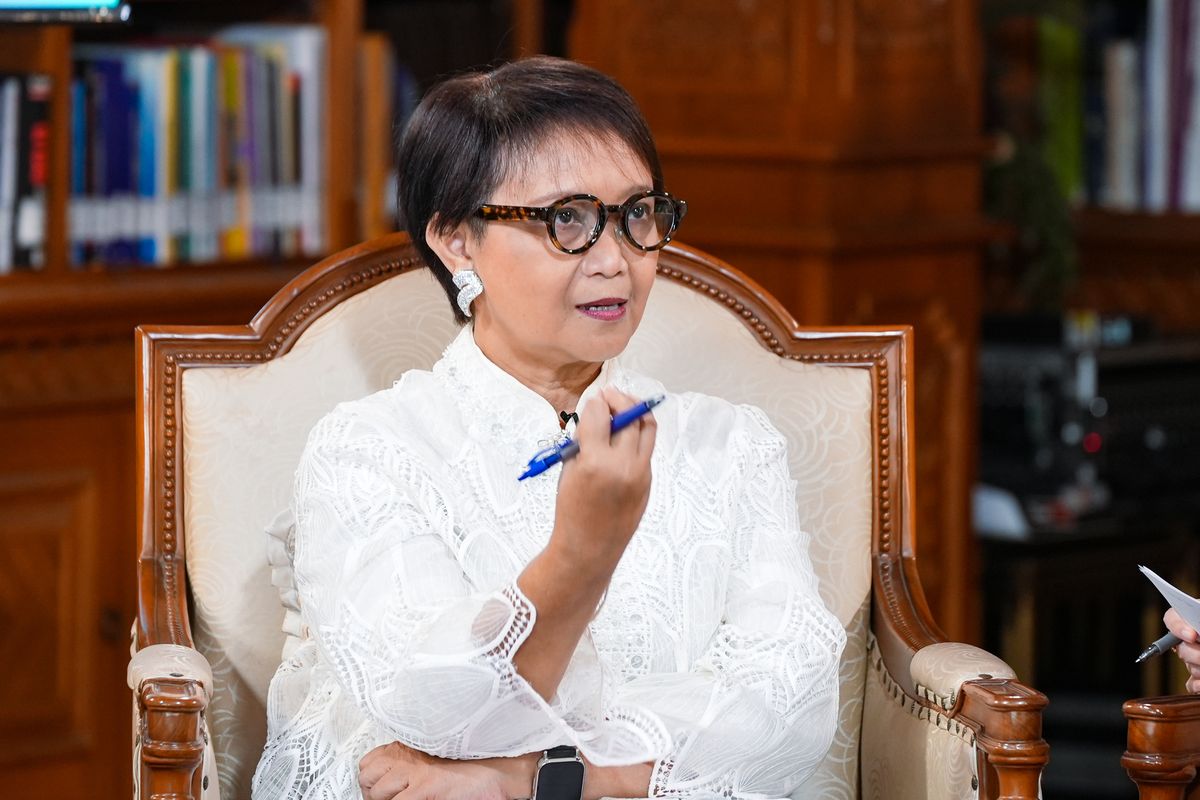 perempuan, Retno Marsudi, Retno, Di Balik Dilema Keluarga atau Karier, Retno Marsudi: Perempuan Bisa Pilih Keduanya