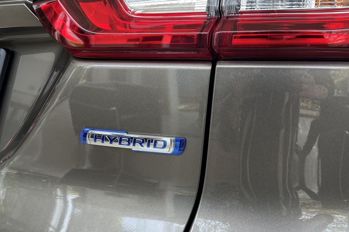 mobil hybrid, batas aman, water hammer, Batas Ketinggian Air yang Aman untuk Mobil Hybrid