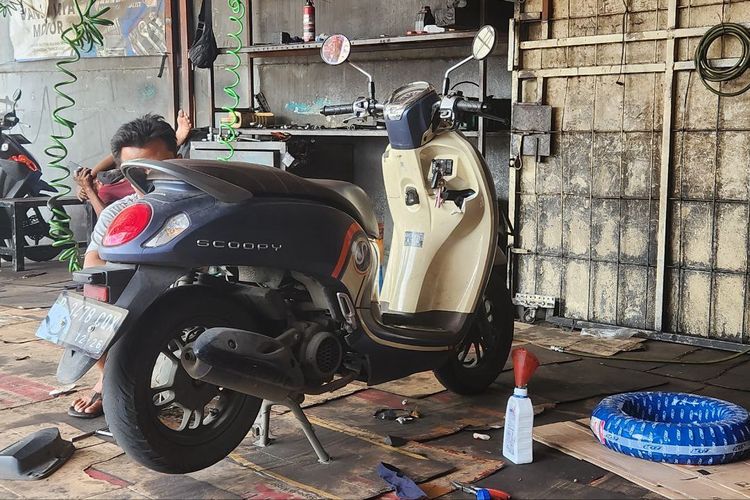 motor, kelistrikan, Setelah Motor Kehujanan, Perawatan Sederhana Ini Wajib Dilakukan