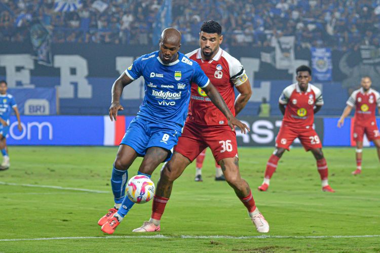 Persib, Liga 1 2024-2025, Persib Bandung, Barito Putera, Bojan Hodak, Hasil Liga 1, berita foto, Persib Bandung Vs Barito Putera, persib juara liga 1, hasil persib bandung vs barito putera, BERITA FOTO: Persib Tertahan di Pesta Juara, Ada Kontroversi dan Gol Bunuh Diri
