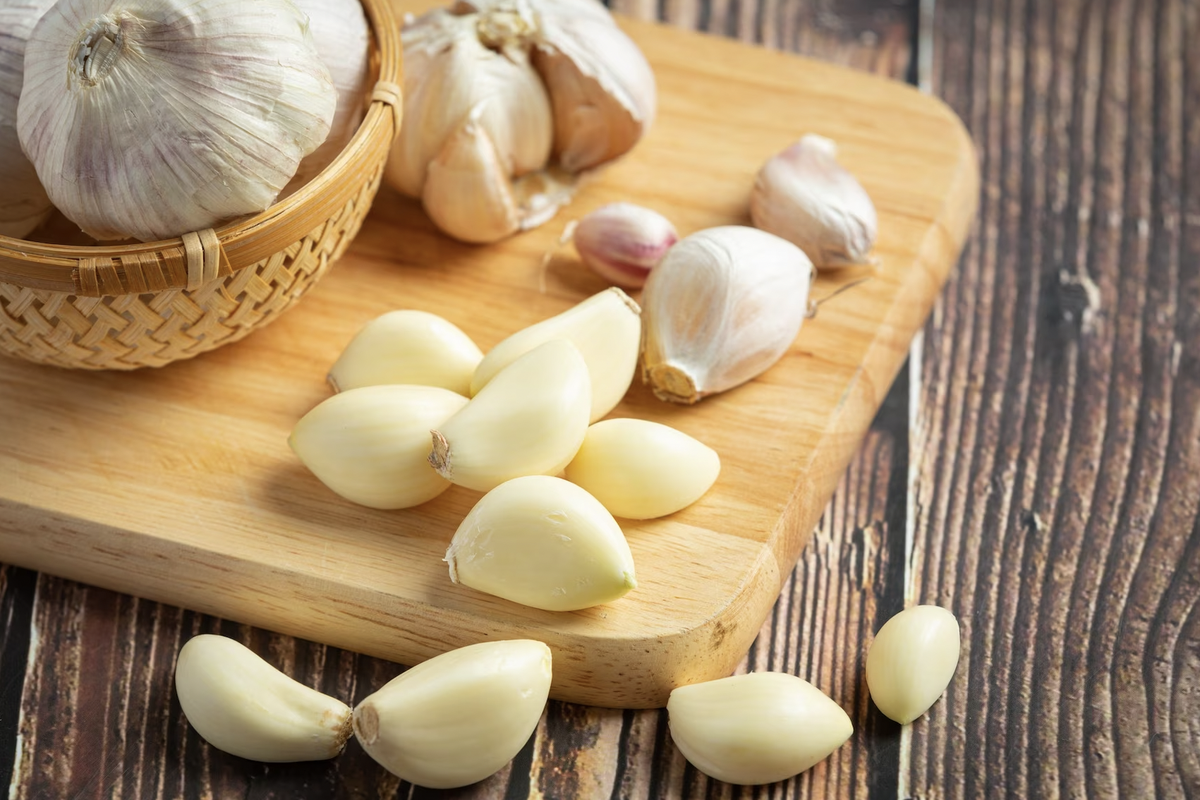 cara mengolah bawang putih untuk flu, cara menggunakan bawang putih untuk flu, Bagaimana cara menggunakan bawang putih untuk melawan pilek, cara menghilangkan pilek dalam 5 menit, obat flu paling ampuh untuk dewasa, Cara Mengolah Bawang Putih untuk Meredakan Flu secara Alami