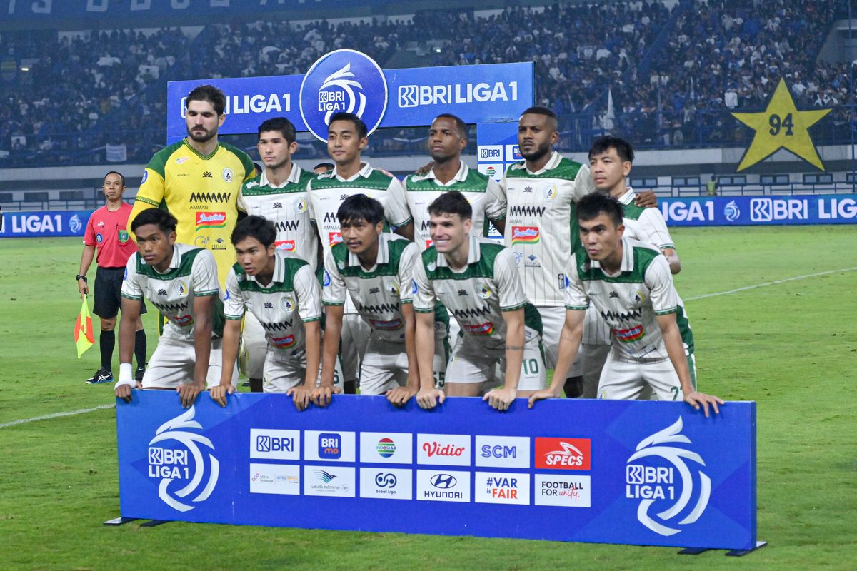 PSS Sleman, Persib, Persis Solo, Semen padang, Persija Jakarta, Semen Padang, Pieter Huistra, Persib Bandung, Kalah Telak dari Persib, PSS Sleman Menolak Menyerah di Zona Degradasi