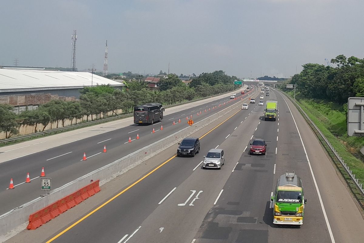 mobil, Arus Balik Lebaran, Hindari Kondisi Terkurung Kendaraan Lain