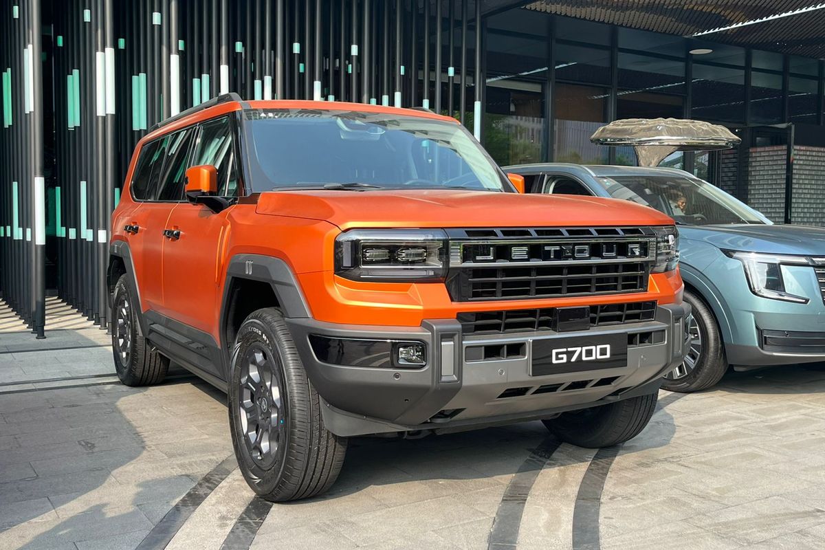 Jetour G700, performa buas, SUV PHEV premium, Jumpa Jetour G700: SUV PHEV Boxy Penantang Denza B5