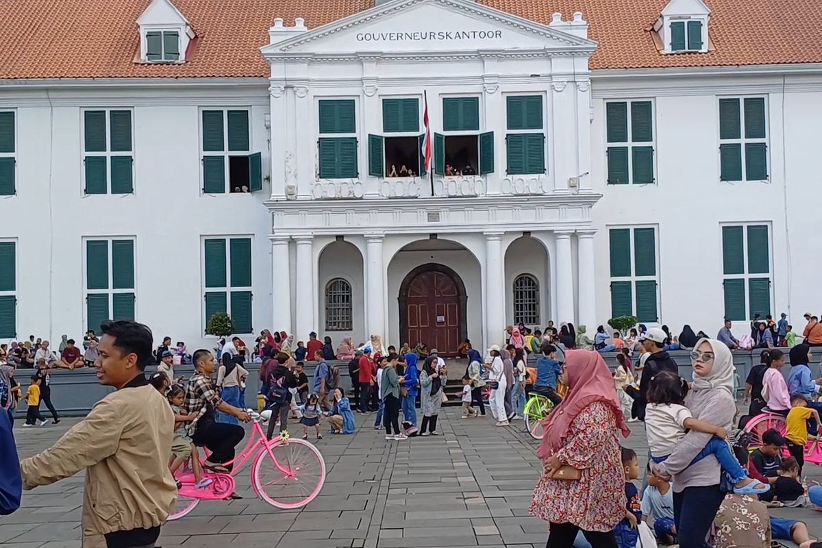 Libur Lebaran, Kota Tua, Kota Tua Jakarta, kota tua, libur lebaran, liburan di kota tua, kota tua jakarta, tempat wisata di kota tua jakarta, wisata kota tua, 12 Tempat Wisata di Kota Tua Jakarta yang Wajib Dikunjungi, Rasakan Nostalgia Sejarah