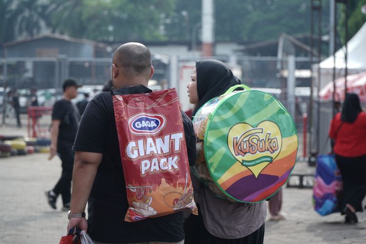 PRJ 2025, Jakarta Fair 2025, jajanan unik di PRJ 2025, makanan di PRJ 2025, jakarta fair 2025, pekan raya jakarta 2025, prj kemayoran 2025, jajanan unik di prj 2025, makanan di prj 2025, 13 Jajanan Unik di PRJ 2025, Harga mulai Rp 25.000, 1. Mie Gaga, 2. Kusuka, 3. Finna, 4. Tao Kae Noi, 5. Si Umang, 7. OT (Orang Tua), 8. Momogi, 9. Endorphins, 10. Cokro, 11. Oatside, 12. Indomilk, 13. NutriSari
