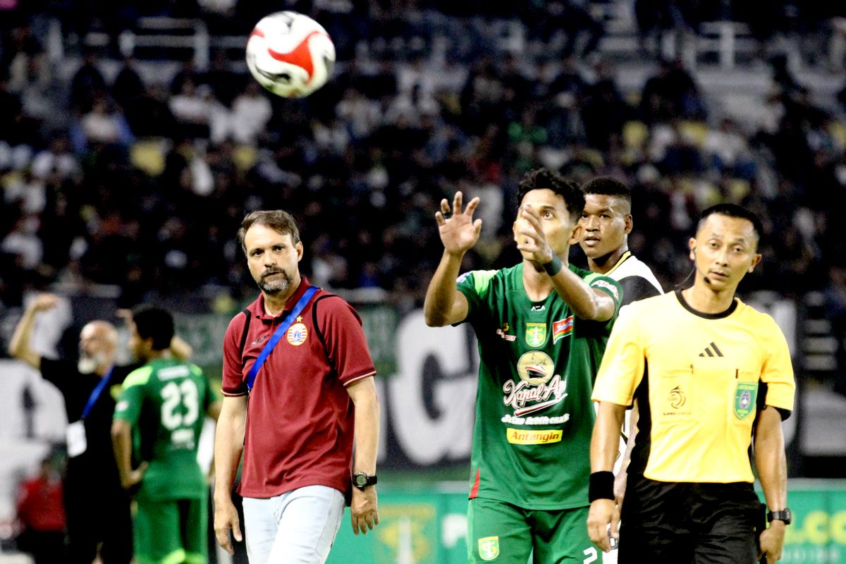 Persija, Persebaya vs Persija Jakarta, Gustavo Almeida, Super League 2025-2026, Persija Kalahkan Persebaya, Mauricio Souza Puas