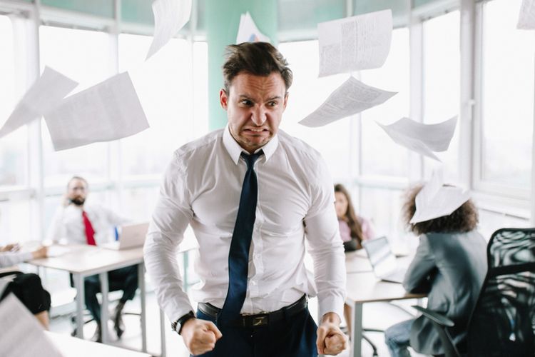Ghosting, ghosting, kesehatan mental, hubungan toxic, ghosting adalah, ghosting tidak boleh, kondisi ghosting tidak boleh dilakukan, ghosting tidak boleh dilakukan, psikologi hubungan, 4 Situasi Ketika Ghosting Tidak Boleh Dilakukan, 1. Saat kamu berada dalam hubungan serius, 2. Dalam hubungan profesional atau bisnis, 3. Ketika mantan mencari penjelasan, 4. Menghilang dari teman dekat atau anggota keluarga