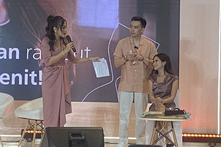 Rey Nathanael, merawat rambut yang sering dicatok, rey nathanael, cara merawat rambut yang sering dicatok, hairsrylist rey nathanael, tips merawat rambut yang sering dicatok, Tips Merawat Rambut yang Sering Dicatok Setelah Keramas, Rambut Sering Dicatok Setelah Keramas? Cegah Rusak dengan Tips Perawatan Ini