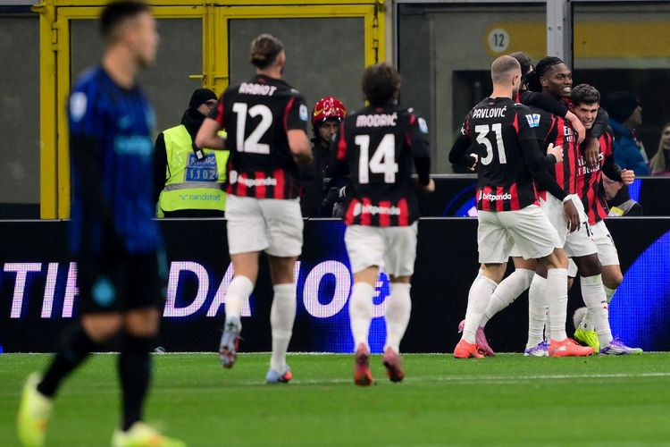 AC Milan, Manchester United, bursa transfer, Zirkzee, Milan, West Ham, Icardi, AC Milan Bidik Striker Man United yang Mulai Tersisih di Skuad Amorim