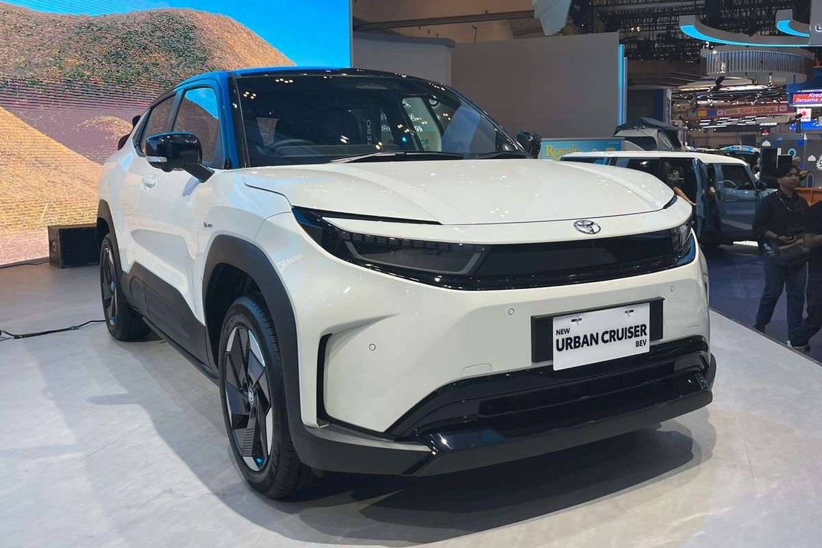 Mobil Listrik, mobil listrik, Toyota Urban Cruiser EV, Suzuki e-Vitara, kolaborasi Toyota Suzuki, Mobil Listrik Jepang: Toyota Urban Cruiser EV vs Suzuki e-Vitara, Peluncuran Mobil Listrik Menarik di Indonesia, Desain dan Dimensi yang Hampir Identik, Kapasitas Baterai dan Performa Mesin, Interior yang Modern dan Fitur Keamanan Lengkap, Pilihan Akhir Bergantung pada Preferensi dan Loyalitas Merek