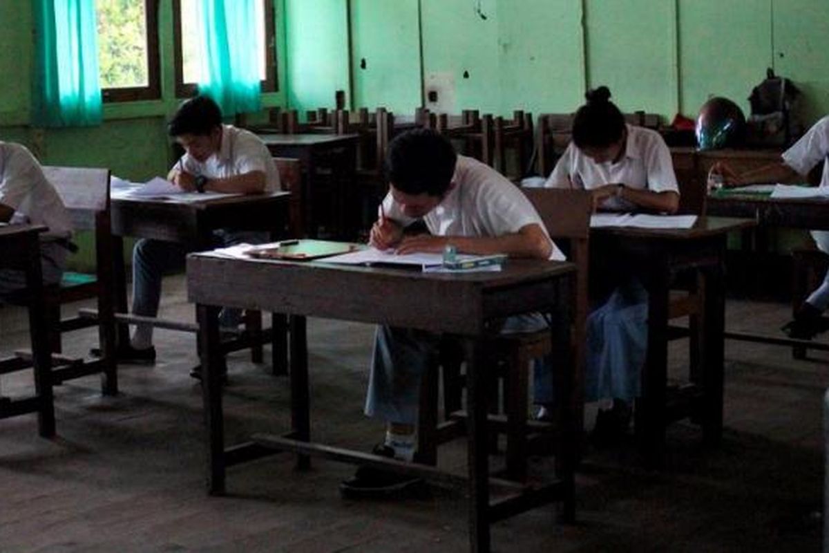 SMA negeri paling berprestasi, SMA paling berprestasi di Indonesia, SMA paling berprestasi, SMA paling berprestasi di Jawa Tengah, sma negeri paling berprestasi, Daftar 13 SMA Negeri Paling Berprestasi di Indonesia, Paling Banyak di Semarang, Berdasarkan Data Puspresnas Kemendikdasmen, 13 SMA Negeri Paling Berprestasi di Indonesia, SMA Negeri Masih Jadi Magnet bagi Siswa, Sekilas Tentang Sistem Informasi Manajemen Talenta (SIMT)