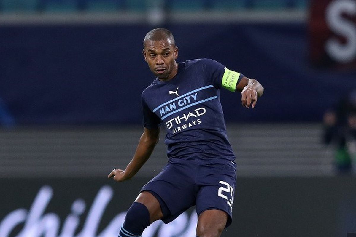 Athletico Paranaense, Fernandinho, sepak bola, Manchester City, timnas Brasil, Copa America, Liga Inggris, Timnas Brasil, Man City, copa america, manchester city, Eks Gelandang Man City dan Timnas Brasil Fernandinho Pensiun dari Sepak Bola