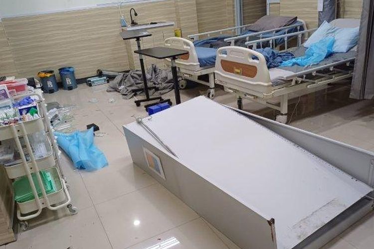 turis asing di bali, turis asing di bali mengamuk di klinik, kasus turis asing di bali mengamuk di klinik, sanksi turis asing di bali mengamuk di klinik, turis asing di bali mengamuk di klinik dideportasi, Imigrasi Bakal Deportasi Turis AS yang Mengamuk di Klinik Bali