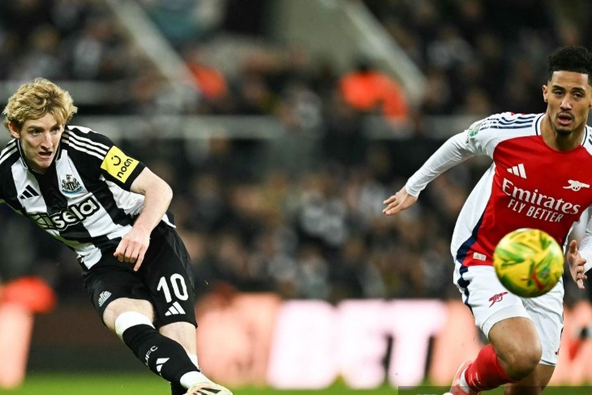 Liverpool, bursa transfer, Anthony Gordon, Newcastle United, Real Madrid, Rodrygo, Liga Inggris, Bursa Transfer, Harga Rodrygo Terlalu Tinggi, Liverpool Beralih ke Anthony Gordon