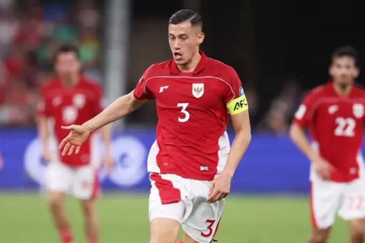 Irak, Timnas Indonesia, Jay Idzes, Indonesia vs Irak, Indonesia, Piala dunia 2026, Putaran Keempat Kualifikasii Piala Dunia 2026 Zona Asia, Protes Keras Jay Idzes Usai Timnas Indonesia Kalah Lawan Irak