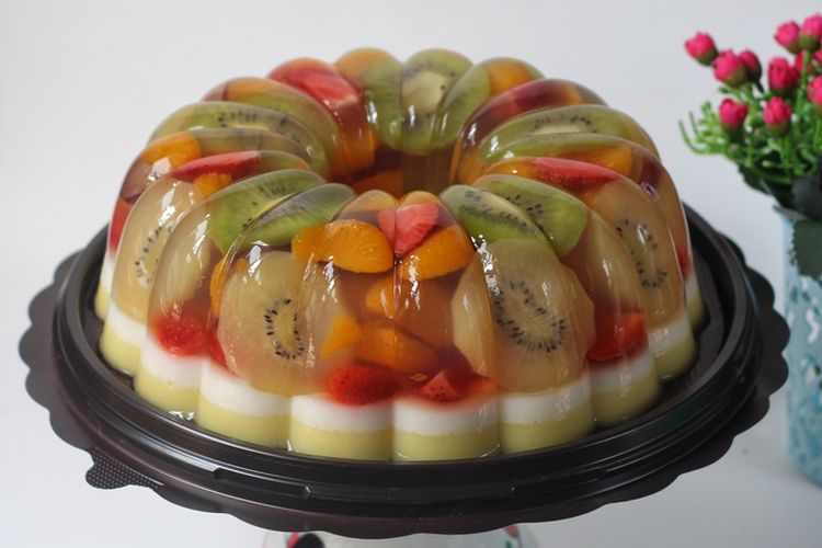 takjil, ide takjil, takjil tanpa digoreng, 7 Ide Takjil Tanpa Digoreng, Manis dan Menyegarkan, 1. Putu ayu, 2. Salad buah, 3. Lupis, 4. Puding buah, 5. Klepon, 6. Es buah, 7. Kolak pisang dan ubi