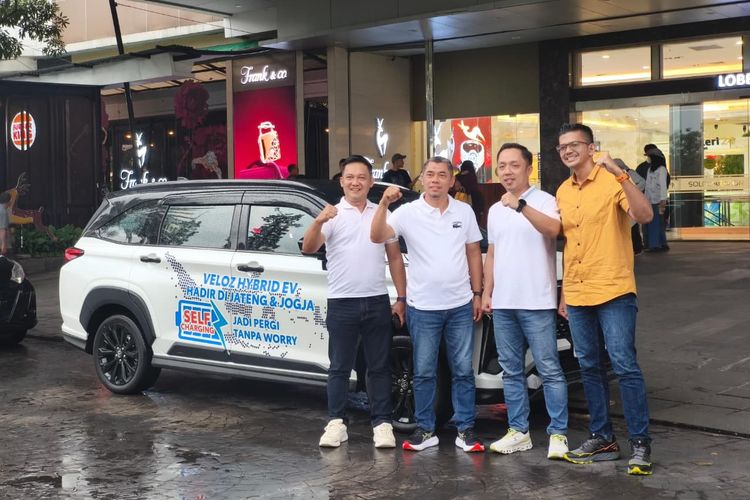 Veloz Hybrid, Ratusan Unit Toyota Veloz Hybrid Terjual di Jateng dan Yogya