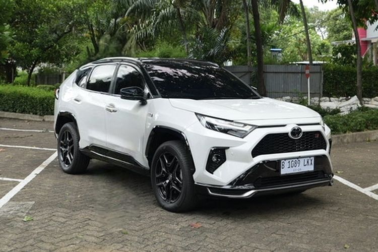 plug-in hybrid, Toyota, RAV4 GR Sport PHEV, Impresi Berkendara Jarak Jauh Toyota RAV4 GR Sport PHEV