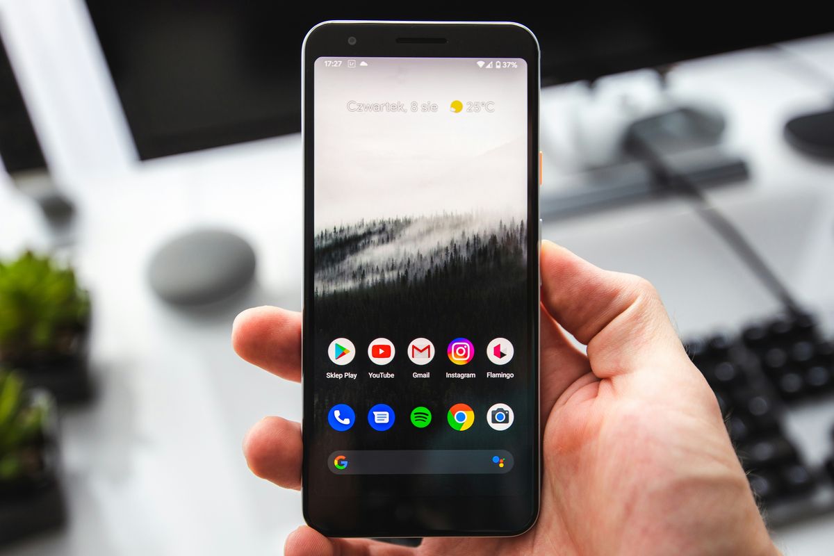 penyebab HP lemot, smartphone, HP Baru Setahun Dipakai tapi Sudah Lemot, Ini Penyebabnya, 1. Pembaruan sistem dan aplikasi, 2. Penumpukkan aplikasi, 3. Masalah storage, 1. Kelola penyimpanan, 2. Atur aplikasi di background, 3. Rutin restart, 4. Pakai antarmuka minimalis