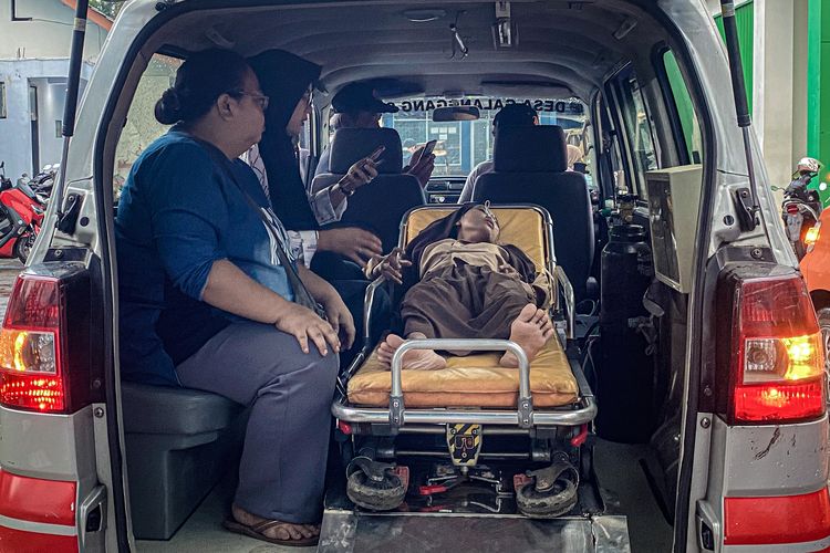 Cak Imin, Makan Bergizi Gratis, keracunan MBG, keracunan MBG Bandung Barat, Korban Keracunan MBG Terus Bertambah, Cak Imin Pastikan Program Terus Berjalan, Evaluasi Jadi Fokus Pemerintah, Kritik ICW dan Desakan Stop MBG, Korban Keracunan MBG di Bandung Barat Tembus 842 Pelajar, Penanganan dan Kendala di Lapangan, Catatan Kasus Keracunan MBG Nasional