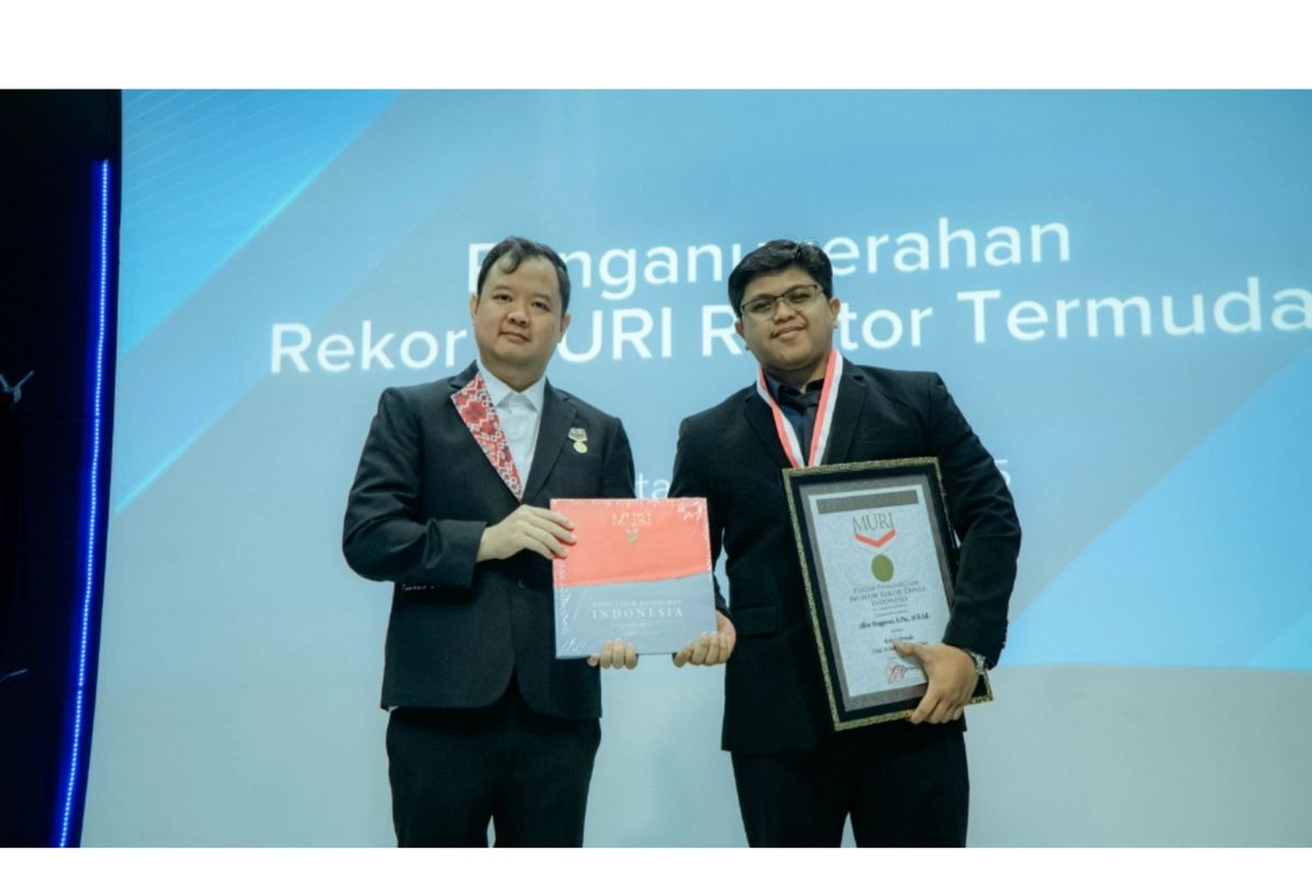 MURI, rektor, rektor termuda, rektor termuda se-Indonesia, cakrawala university, Alim Anggono, Rektor Termuda se-Indonesia dengan Misi Cetak Lulusan Siap Kerja