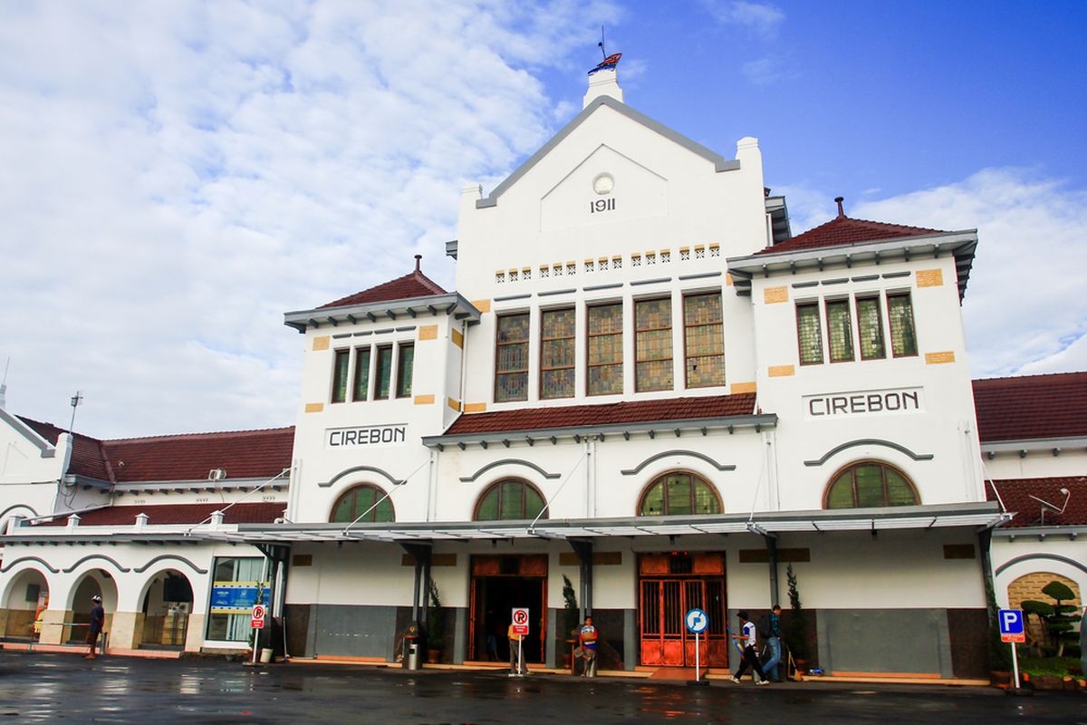 batik trusmi cirebon, stasiun cirebon kejaksan, naming rights, stasiun cirebon bt batik trusmi, disbudpar kota cirebon, Batal Mendadak, Disbudpar Minta PT KAI Patuhi Aturan Cagar Budaya soal Nama Stasiun Cirebon BT Batik Trusmi