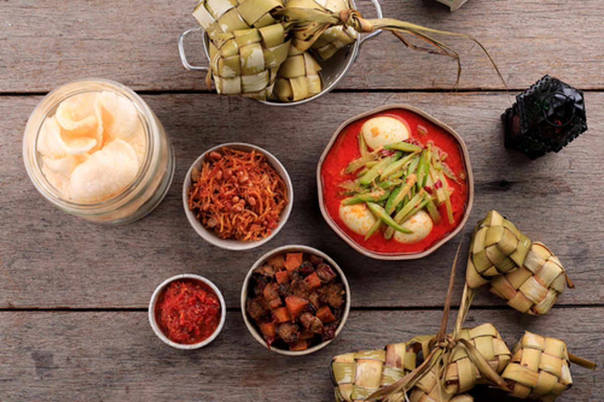 Lebaran, libur Lebaran, Hidangan Lebaran, Bahaya Makanan Bersantan saat Lebaran, Menkes Ingatkan Risiko Ini, Kandungan santan bisa membebani tubuh, Lemak jenuh berisiko jika dikonsumsi berlebihan, Kebiasaan makan berlebihan perlu dikontrol, Cara tetap aman menikmati makanan bersantan