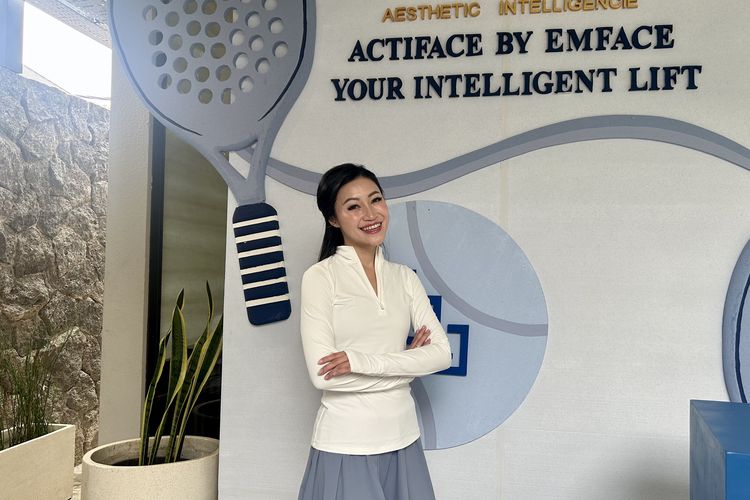 Emface, perawatan wajah, EMFACE, Perawatan Wajah, perawatan wajah anti-aging, Treatment EMFACE, harga treatment emface, manfaat treatment emface, perawatan kulit untuk atasi kerutan, apa itu emface, treatment atasi kerutan tanpa suntik, Mengenal Emface, Perawatan Kulit untuk Atasi Kerutan Tanpa Suntik, Apa saja manfaat Emface?, Tak hanya untuk estetika tapi berperan di dunia medis, Area wajah mana saja yang disarankan untuk Emface?, Berapa harga untuk treatment EMFACE?