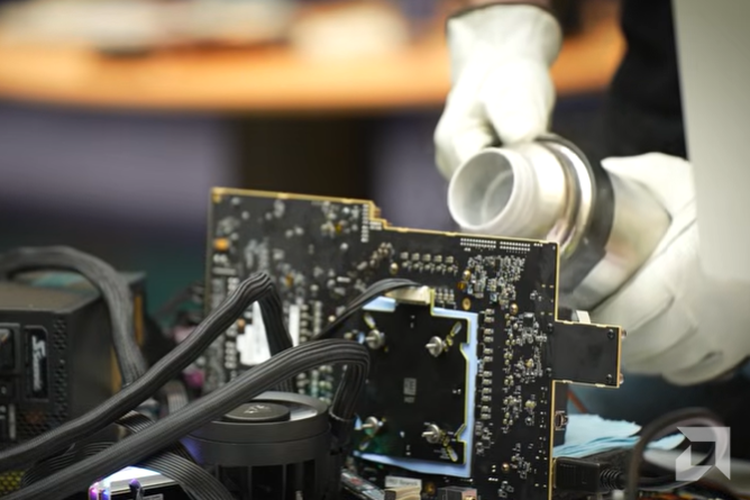 RX 9060 XT, clock, rekor dunia, RTX 4090, GPU Kelas Menengah Cetak Rekor Dunia, Kalahkan Kartu Grafis Flagship Nvidia