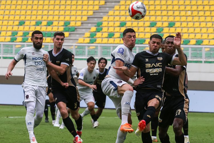 Arema FC, Persita Tangerang, Jadwal Siaran Langsung Arema FC Vs Persita pada Pekan ke-8 Super League, Arema Siapkan Strategi Khusus, Persita Optimis Curi Poin, Prediksi Susunan Pemain Arema FC vs Persita, Link Live Streaming Arema FC Vs Persita