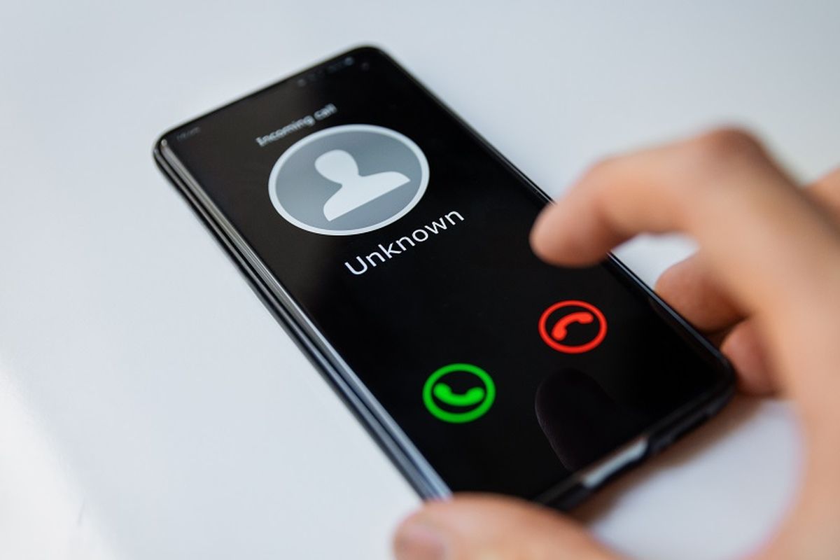 Cara blokir telepon spam, Cara blokir panggilan spam, bagaimana cara menghentikan telepon spam, nomor tidak dikenal, 5 Cara Blokir Telepon Spam di HP yang Mengganggu dengan Mudah dan Cepat, 1.Blokir nomor spam di iPhone, 2. Blokir nomor spam di HP Android, 3. Blokir otomatis telepon dari nomor tidak dikenal di iPhone, 4. Blokir otomatis telepon dari nomor tidak dikenal di HP Android, 5. Blokir telepon spam dengan aplikasi pihak ketiga