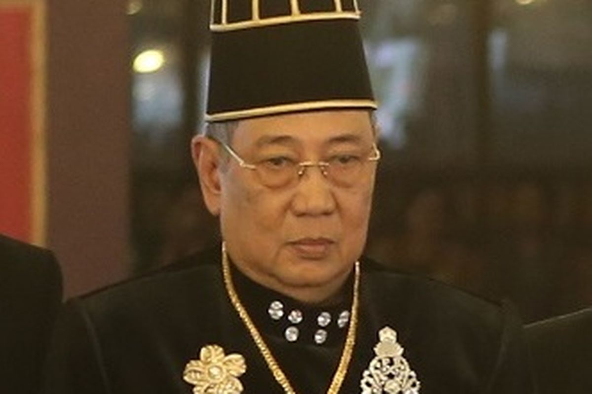 Pakubuwono XIII, PB XIII, Keraton Solo, Sri Susuhunan Pakubuwono XIII, anak Pakubuwono XIII, Keraton Kasunanan Surakarta Hadiningrat, Gusti Purbaya, Berapa Anak Pakubuwono XIII? Ini 7 Profil Mereka, 1. GKR Timoer Rumbai Kusuma Dewayani, 2. GRAy Devi Lelyana Dewi, 3. GRAy Dewi Ratih Widyasari, 4. GRAy Sugih Oceania (Almarhumah), 5. GRAj Putri Purnaningrum, 6. KGPH Mangkubumi (Hangabehi), 7. KGPAA Hamangkunegoro (Gusti Purbaya)