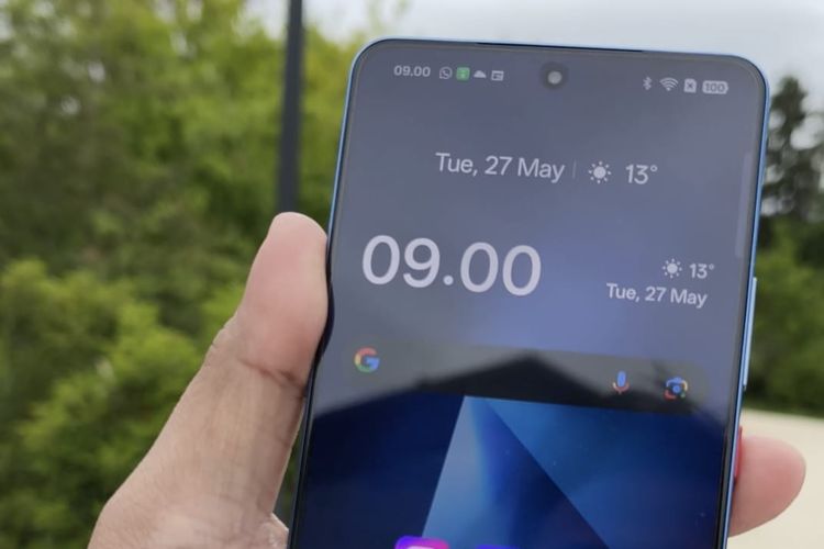 Realme, Realme GT 7, Realme GT 7T, realme GT 7, realme gt 7t, Impresi Awal Realme GT 7 dan GT 7T: Sama Ukuran, Beda Nuansa Material dan Finishing