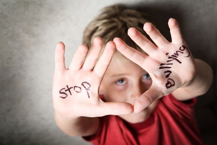 SMAN 72, bullying, dampak bullying, ledakan di SMAN 72 Jakarta, sman 72 jakarta utara, ledakan di SMAN 72 Jakarta Utara, dampak bullying terhadap perilaku kekerasan, Berkaca dari Kasus Ledakan di SMAN 72 Jakarta, Ini Dampak Bullying yang Bisa Picu Kekerasan, Bullying bisa picu depresi hingga perilaku agresif, Rasa tertekan berubah jadi keinginan untuk melawan, Minat terhadap kekerasan bisa jadi sinyal bahaya, Pentingnya dukungan emosional dan lingkungan aman