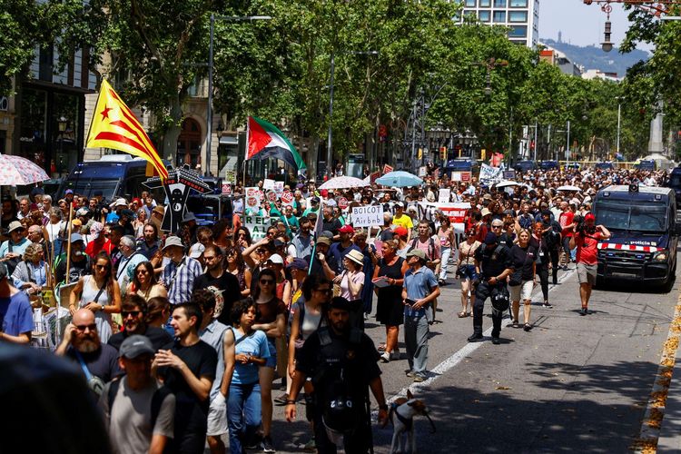 demonstrasi tolak pariwisata massal di Barcelona, wisata Spanyol, wisata barcelona, demonstrasi tolak pariwisata massal di barcelona, Apa Pemicu Demonstrasi Tolak Pariwisata Massal di Barcelona?
