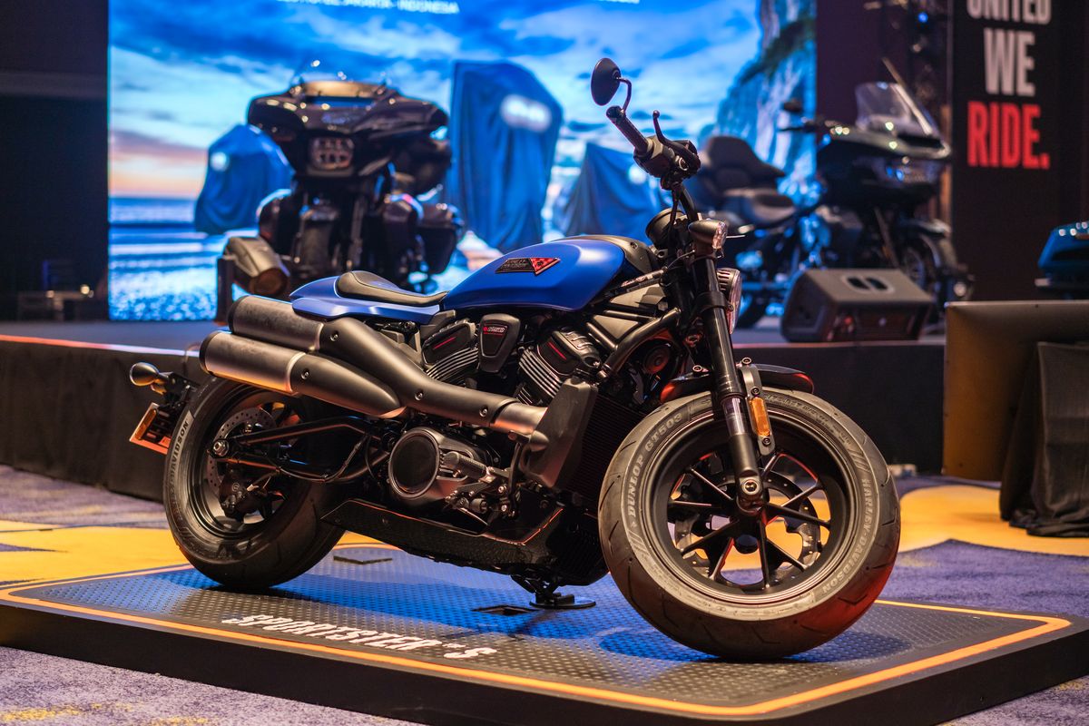 JLM Auto, konsumen, Harley-Davidson, Harley, Tak Lagi Identik Motor Bapak-Bapak, Harley-Davidson Kini Lebih Muda