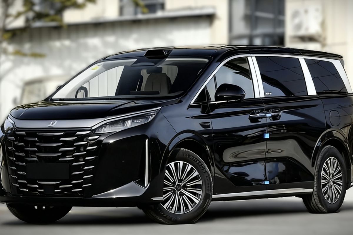 MPV Hybrid, Kecelakaan Kereta, Palang Pintu, Jaecoo J5 EV, palang pintu, Populer Otomotif, artikel terpopuler, kecelakaan kereta, JAECOO J5 EV, Honda WN7, wuling darion, BYD Luncurkan MPV Hybrid M9, Wuling Darion Meluncur