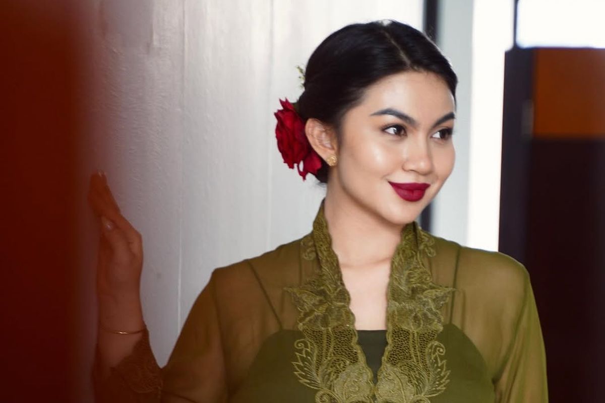 merawat kulit, klinik kecantikan, Klinik kecantikan, cara merawat kulit, skintellectual, Cara Merawat Kulit ala Ariel Tatum, ariel tarum, cara ariel tatum merawat kesehatan kulit, 3 Cara Merawat Kesehatan Kulit ala Ariel Tatum, Paham Kandungan Skincare