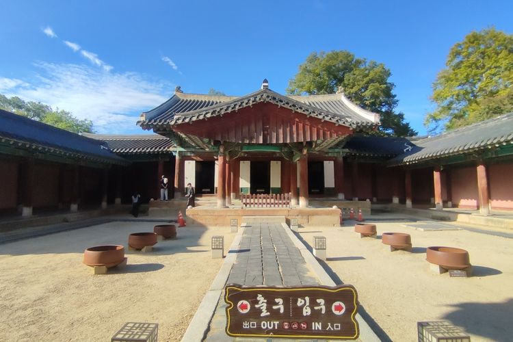 dinasti joseon, wisata sejarah, Jeonju, Kuil Gyeonggijeon, Mengunjungi Kuil Gyeonggijeon Peninggalan Dinasti Joseon di Jeonju