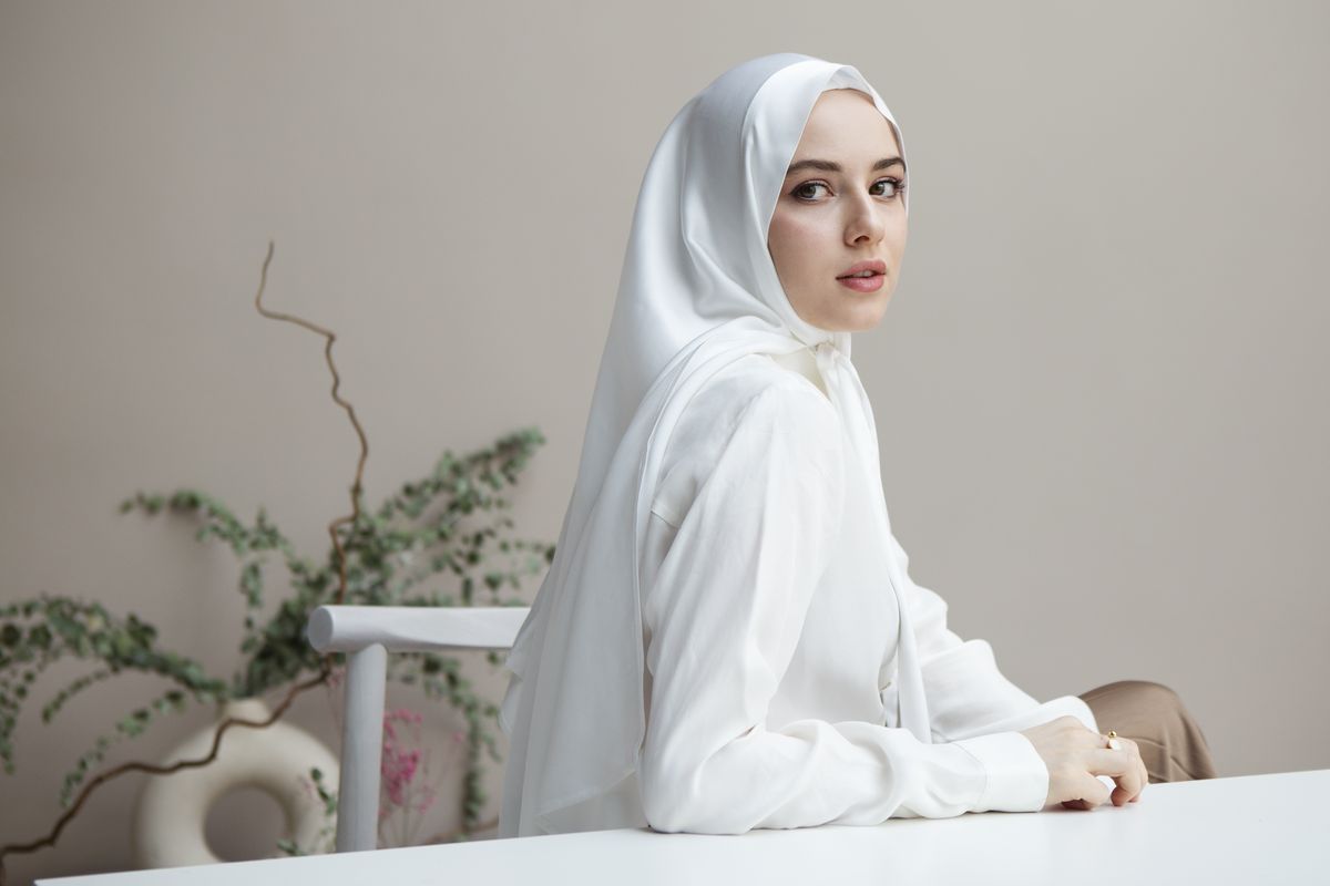 Guardian Wellness Journey, Rahasia Makeup Awet Tahan Lama dan Elegant Styling untuk Momen Idul Fitri