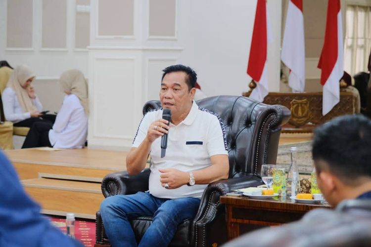 Herman Deru, Gubernur Sumatera Selatan, RSUD Sekayu Musi Banyuasin, keluarga pasien, dokter dipaksa buka masker, dokter dipaksa lepas masker, Herman Deru Kecam Intimidasi Nakes di Muba, Dokter Spesialis Dibuntuti Usai Dipaksa Lepas Masker