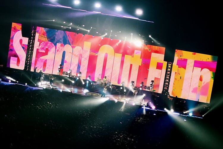 konser, fancam, Galaxy S26 Ultra, Samsung S26 Ultra, One Ok Rock, Rekam Konser One Ok Rock Jakarta Pakai Samsung S26 Ultra, Lighting Gelap Masih Ketolong