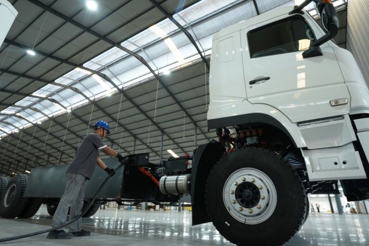 elektrifikasi kendaraan komersial, ekosistem industri, Strategi Elektrifikasi Indonesia: Prioritaskan Kendaraan Komersial!