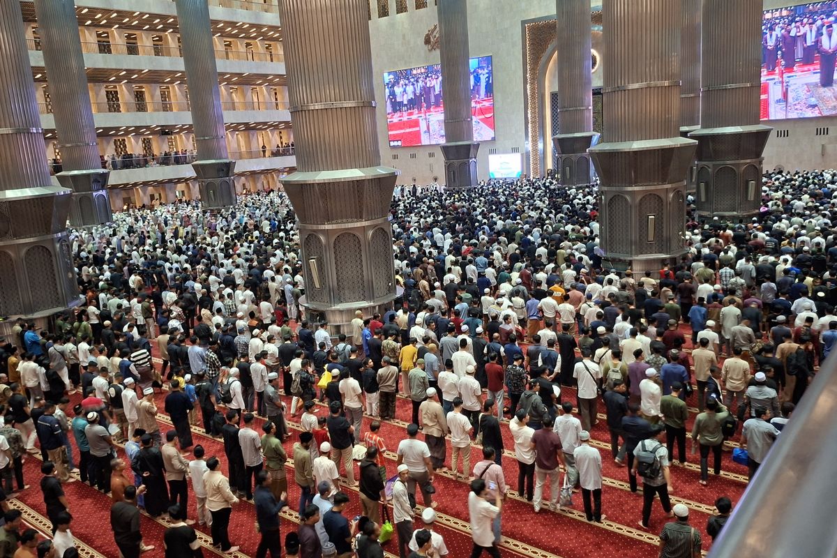 Qiyam Ramadhan, shalat Tarawih, Umar bin Khattab, Sejarah Tarawih, Sejarah Sholat Tarawih, Mengapa Disebut Tarawih dan Bagaimana Asal-usulnya?, Bermula dari Qiyam Ramadhan, Sejarah Shalat Tarawih di Masa Rasulullah SAW, Perubahan di Masa Khalifah, Makna "Istirahat" dalam Tarawih