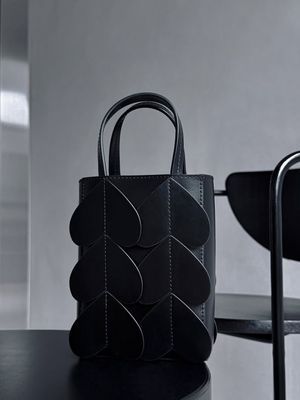 plagiarisme, plagiasi, menjiplak karya orang lain disebut, Menjiplak Karya Orang Lain Itu Tidak Etis, Ini Pesan Pakar Fashion