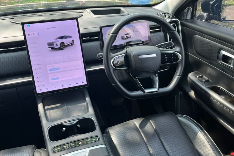 Changan, REEV, Jaecoo J7 SHS, Range Extended Electric Vehicle, Super Hybrid System, Deepal S05 REEV, plug-in hybrid, Komparasi SUV Hybrid: Changan Deepal S05 REEV Vs Jaecoo J7 SHS, Eksterior: Elegan Minimalis Lawan Tangguh Petualang, Interior dan Dimensi: Kenyamanan Lawan Fitur Pintar, Performa: Karakter Listrik Murni Vs Kekuatan Turbo, Jarak Tempuh: Siapa Paling Jauh?, Kesimpulan