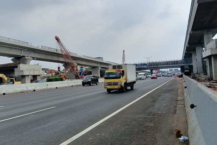 Jalan Tol, BPJT, libur Nataru, Jelang Libur Nataru, BPJT Ingatkan Keselamatan di Jalan Tol