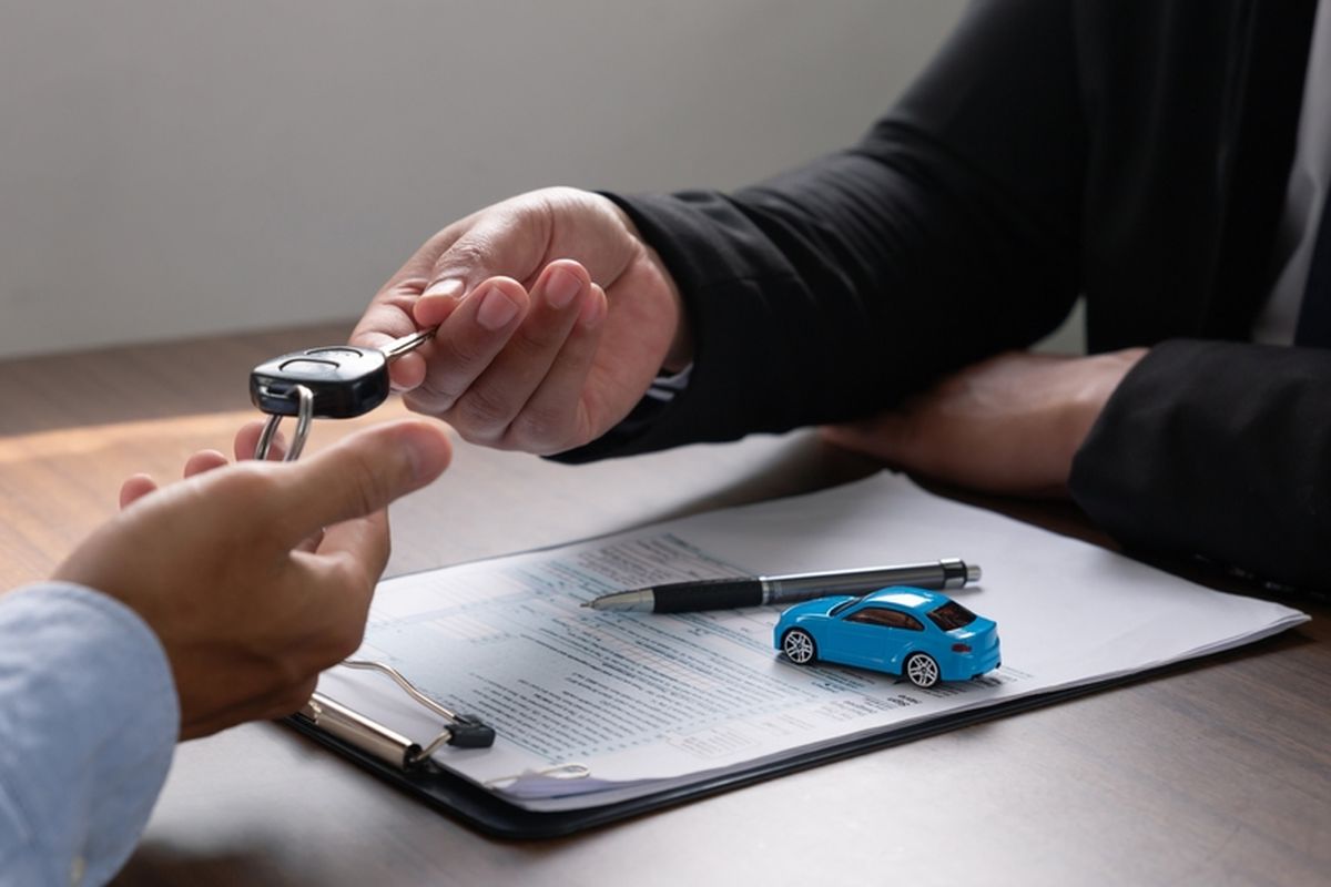 kredit mobil, perusahaan pembiayaan, over kredit, over kredit mobil, Risiko Over Kredit Mobil Ilegal, Bahaya Mengintai Pemilik Lama